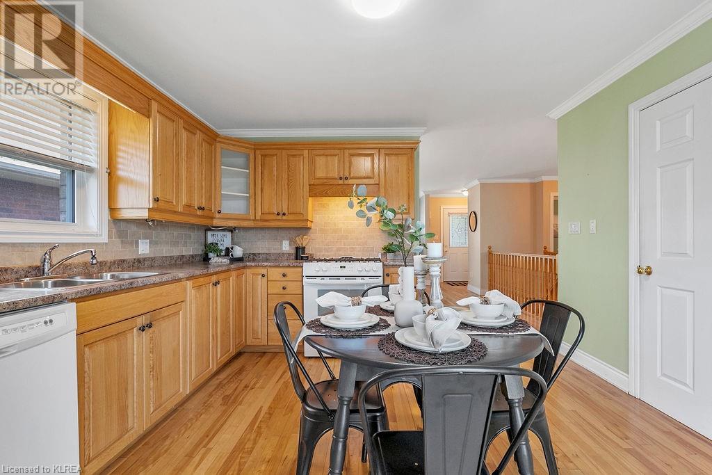 Listing 40424143 - Large Photo # 15