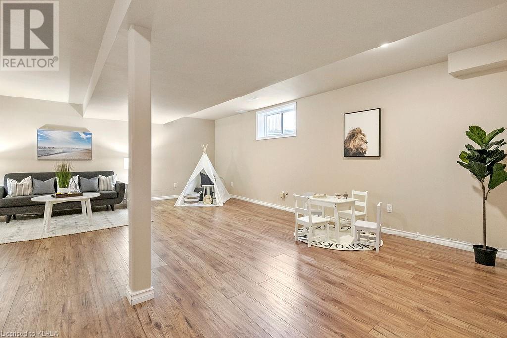 Listing 40424143 - Large Photo # 24