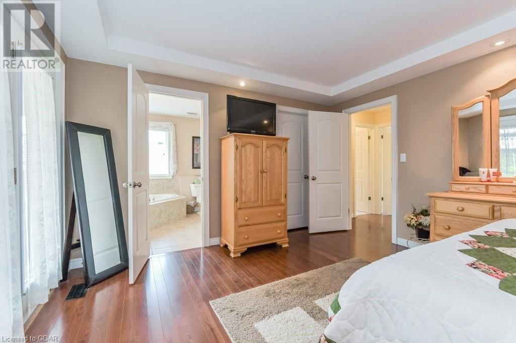 Listing 40424199 - Large Photo # 14
