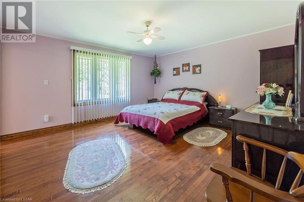 Listing 40424200 - Large Photo # 18