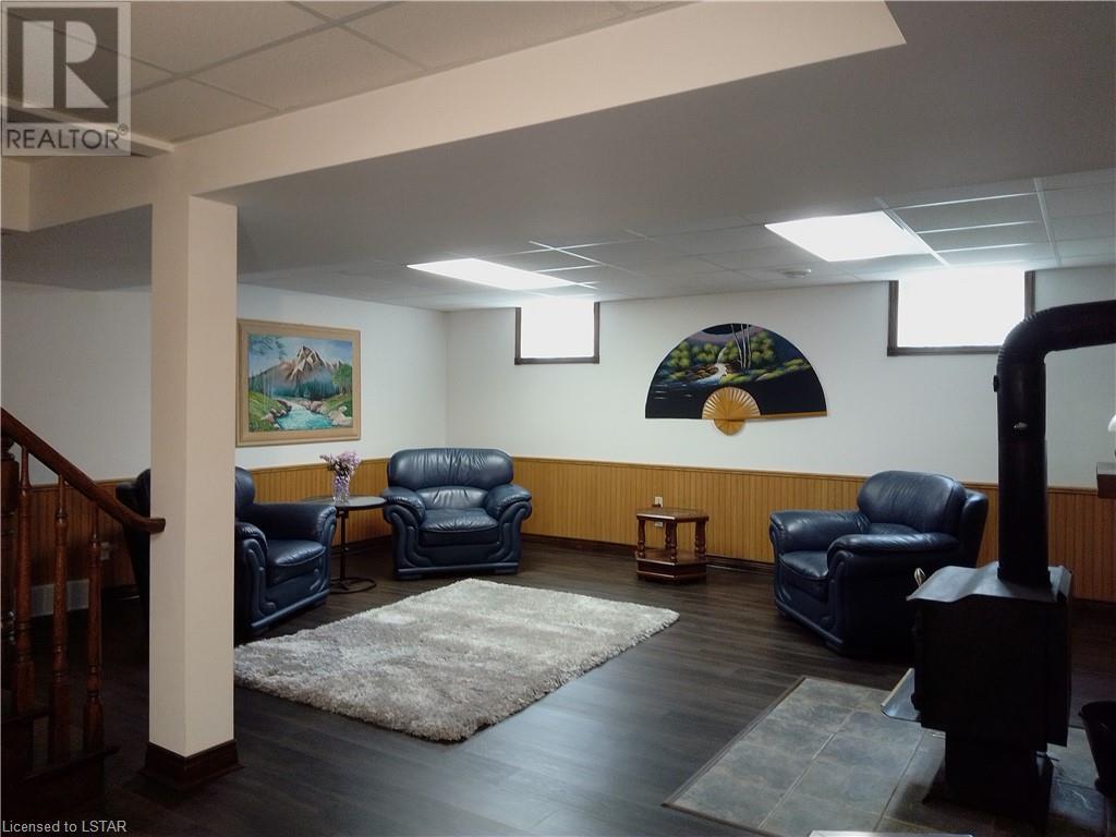 Listing 40424200 - Large Photo # 25
