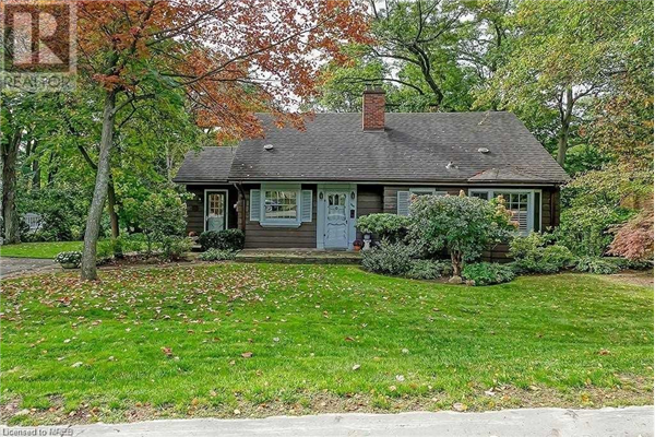 804 SHADELAND Avenue, Burlington
