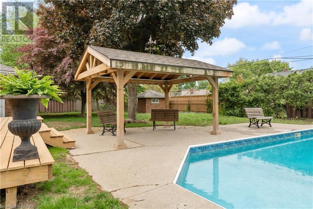 Listing 40424402 - Large Photo # 37