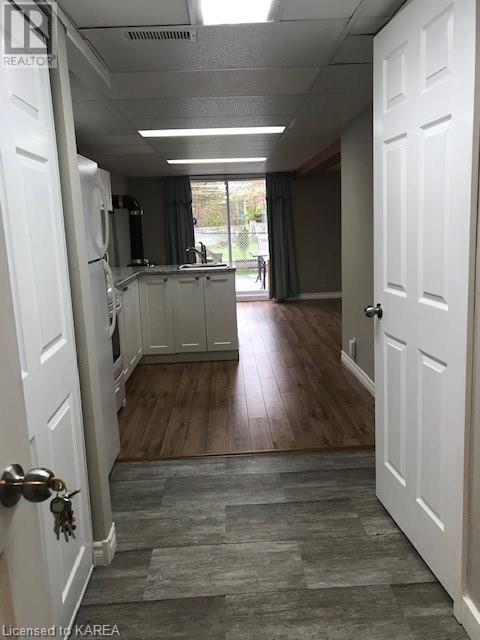 Listing 40424405 - Large Photo # 7