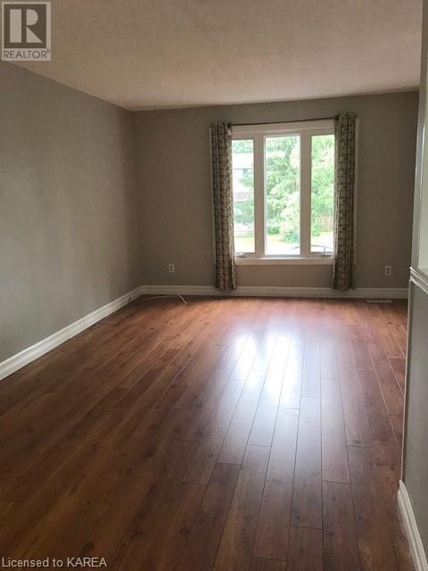 Listing 40424405 - Large Photo # 11