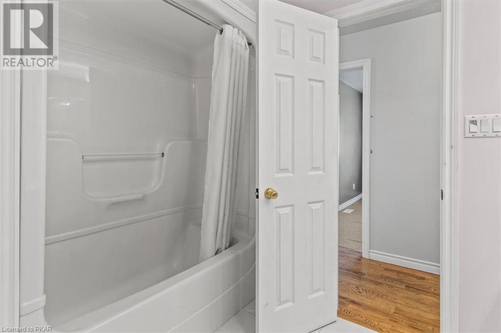Listing 40424422 - Large Photo # 17