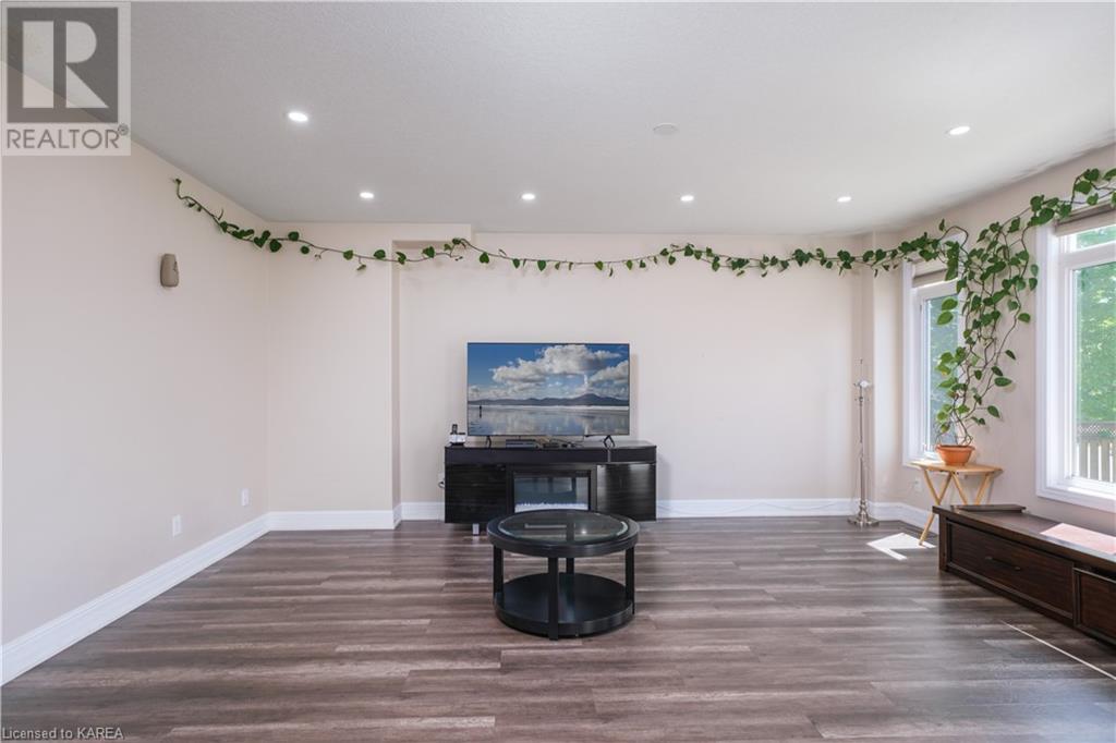Listing 40424423 - Large Photo # 21