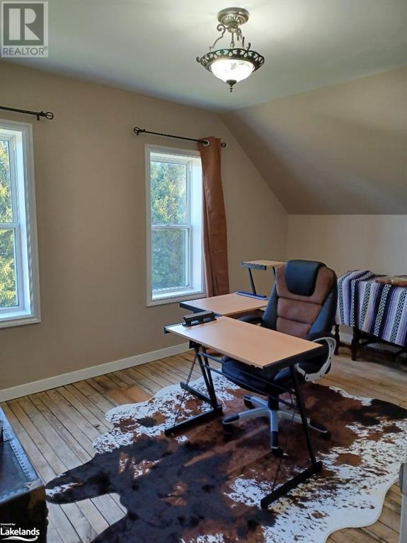 3362 3/4 SUNNIDALE Sideroad