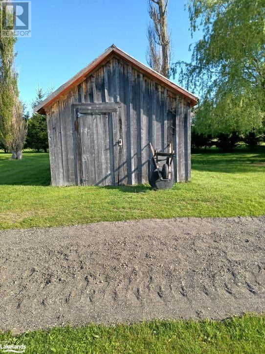 3362 3/4 SUNNIDALE Sideroad