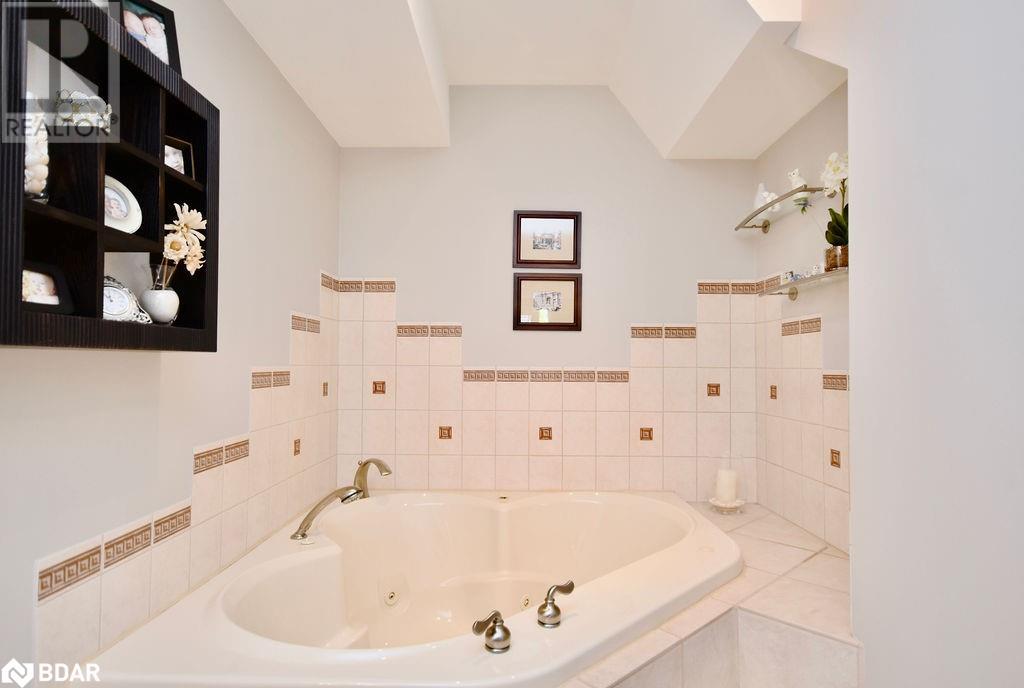 Listing 40424694 - Large Photo # 36