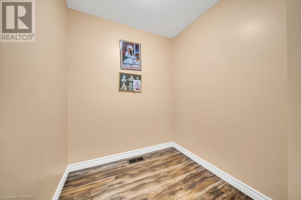 Listing 40424864 - Large Photo # 22