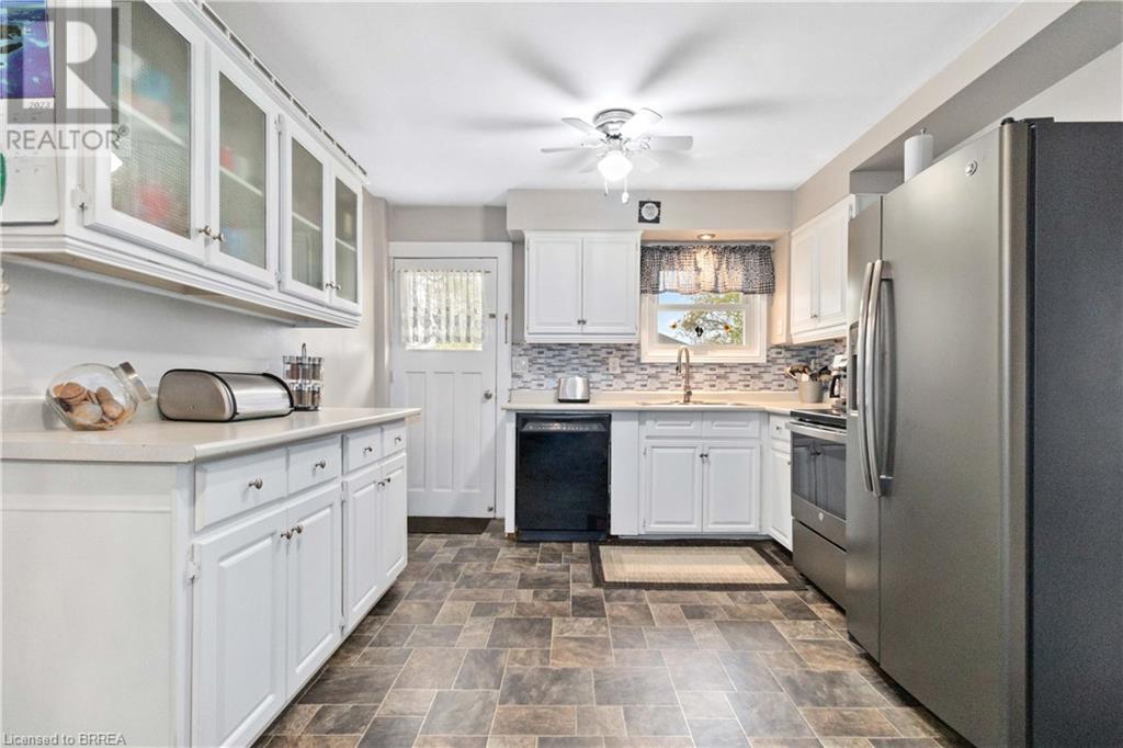 Listing 40424973 - Large Photo # 17