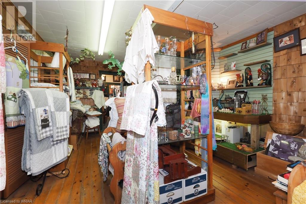 Listing 40425010 - Large Photo # 25
