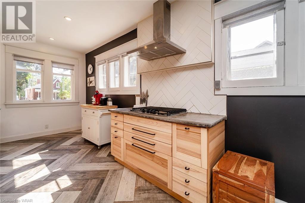 Listing 40425139 - Large Photo # 3