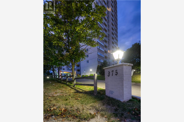 375 KING Street N Unit# 1802, Waterloo