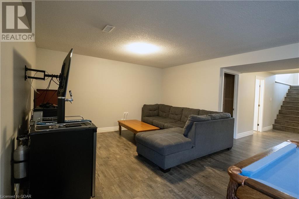 Listing 40425175 - Large Photo # 30