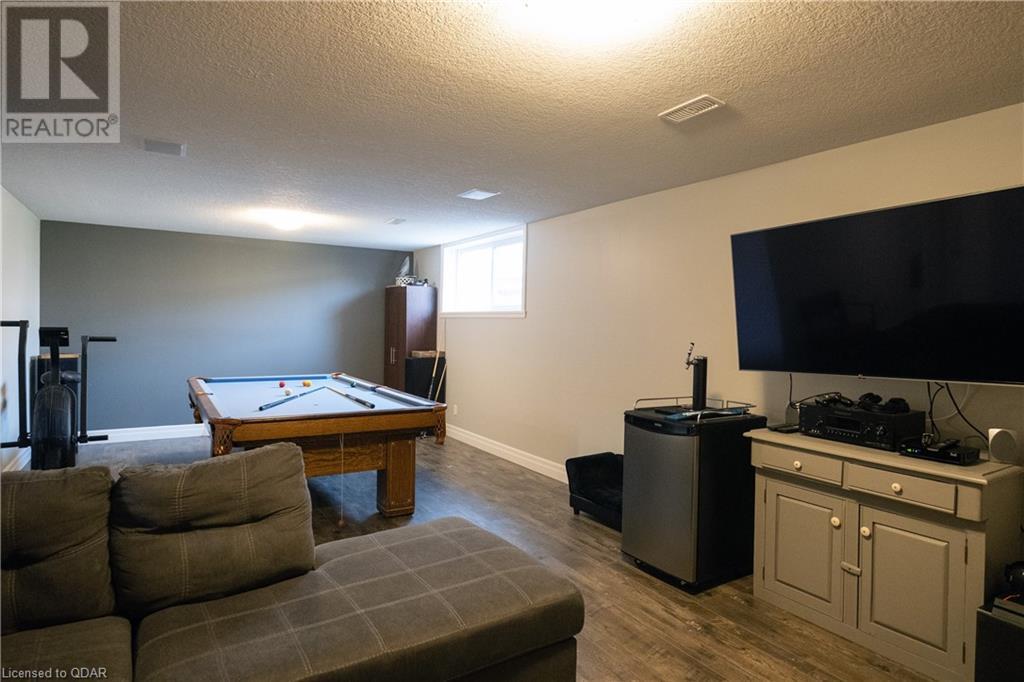 Listing 40425175 - Large Photo # 31