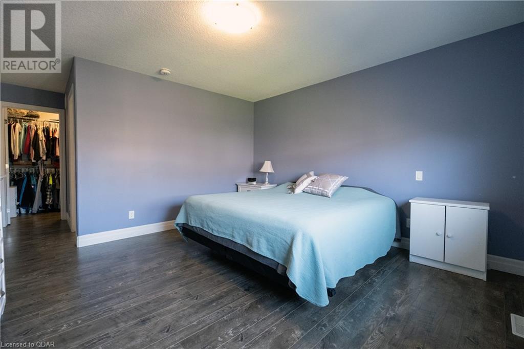 Listing 40425175 - Large Photo # 21