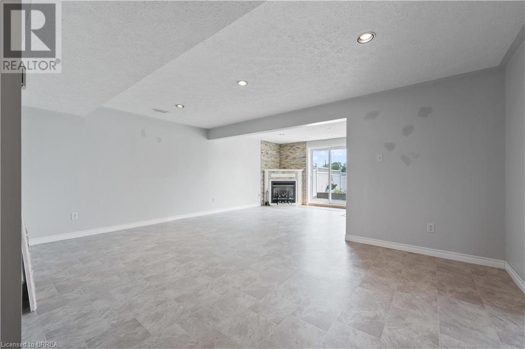 Listing 40425313 - Large Photo # 19
