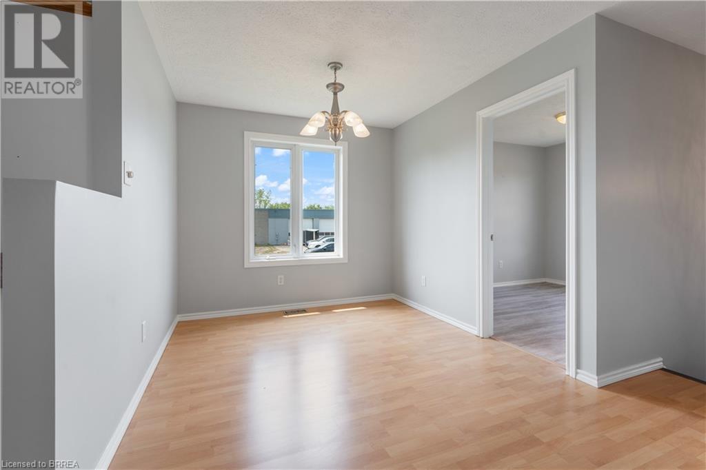 Listing 40425313 - Large Photo # 7