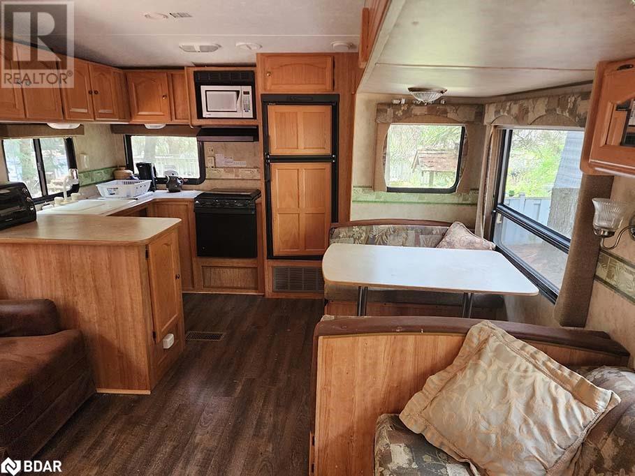 Listing 40425332 - Large Photo # 2