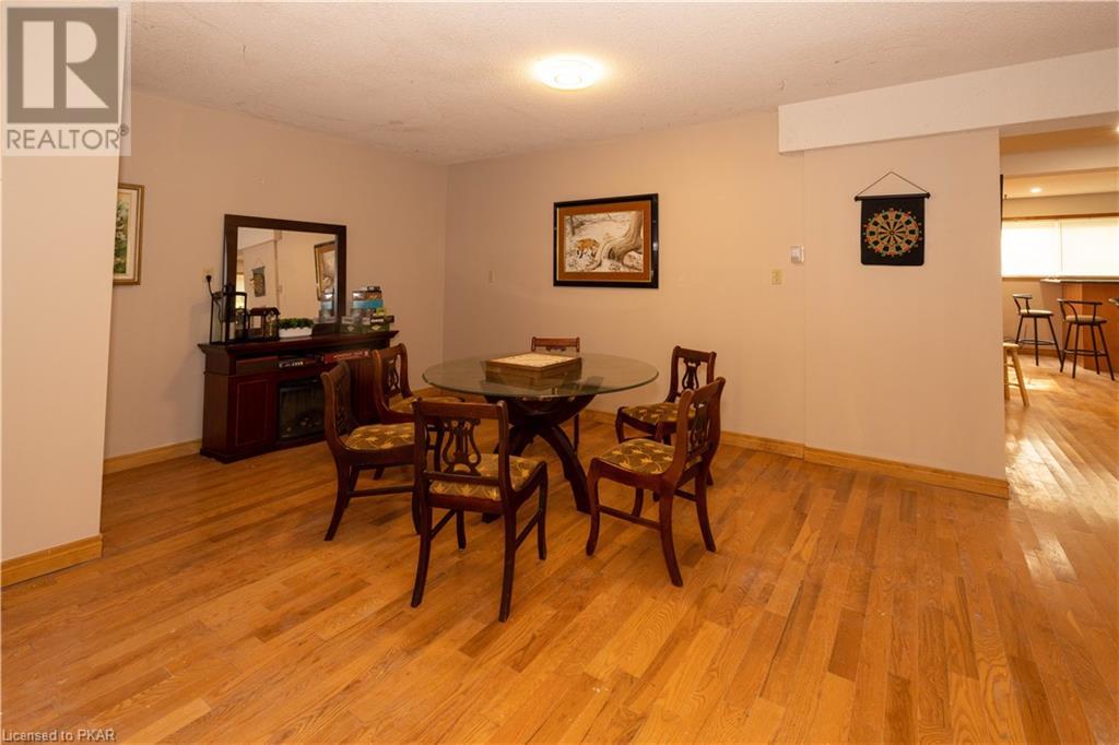 Listing 40425571 - Large Photo # 17