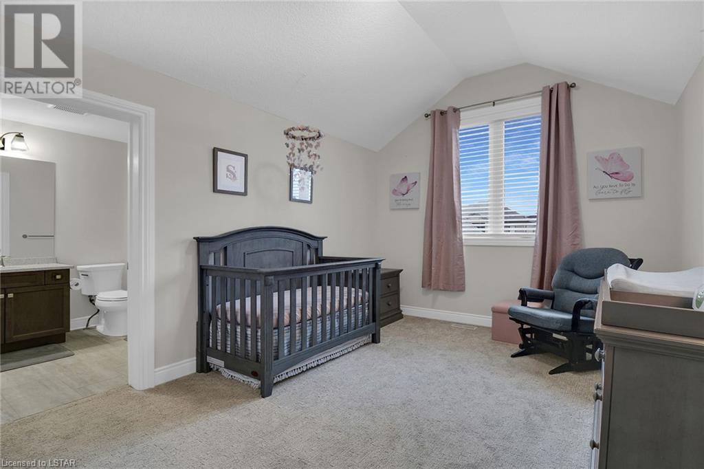 Listing 40425770 - Large Photo # 32