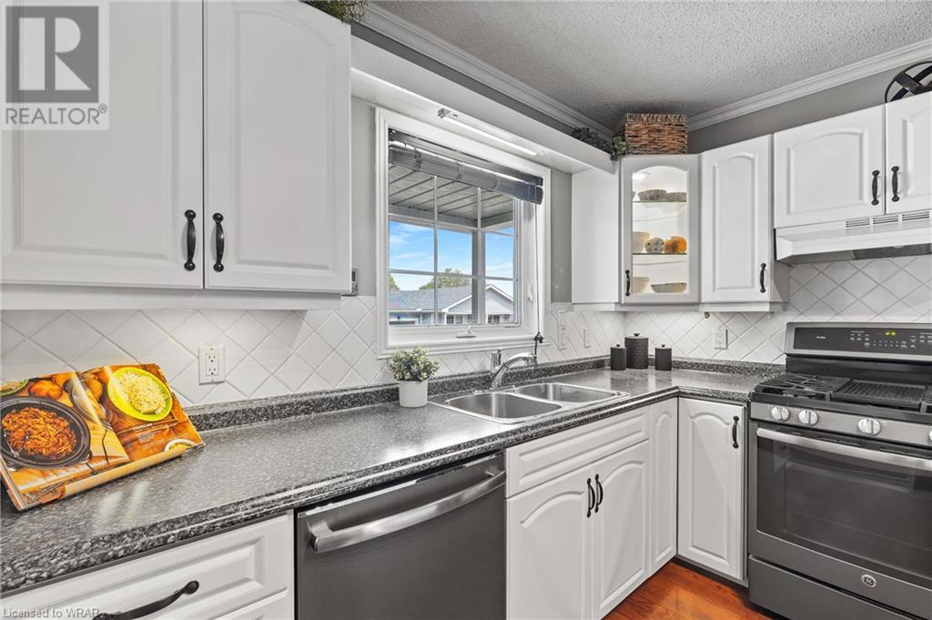 Listing 40425775 - Large Photo # 10