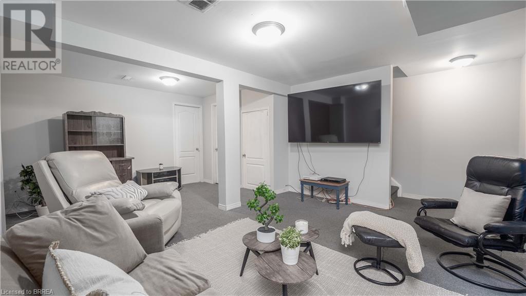 Listing 40425813 - Large Photo # 18