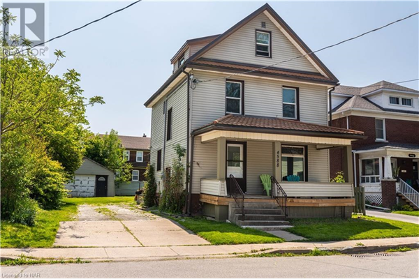 4588 NELSON Crescent, Niagara Falls