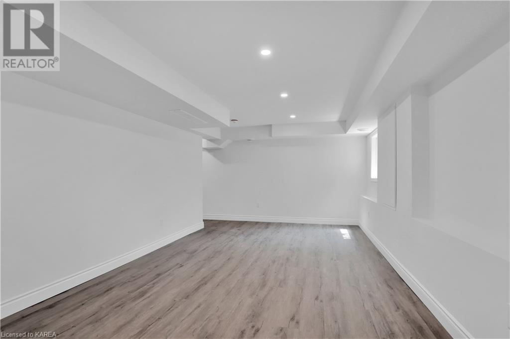 Listing 40425877 - Large Photo # 37
