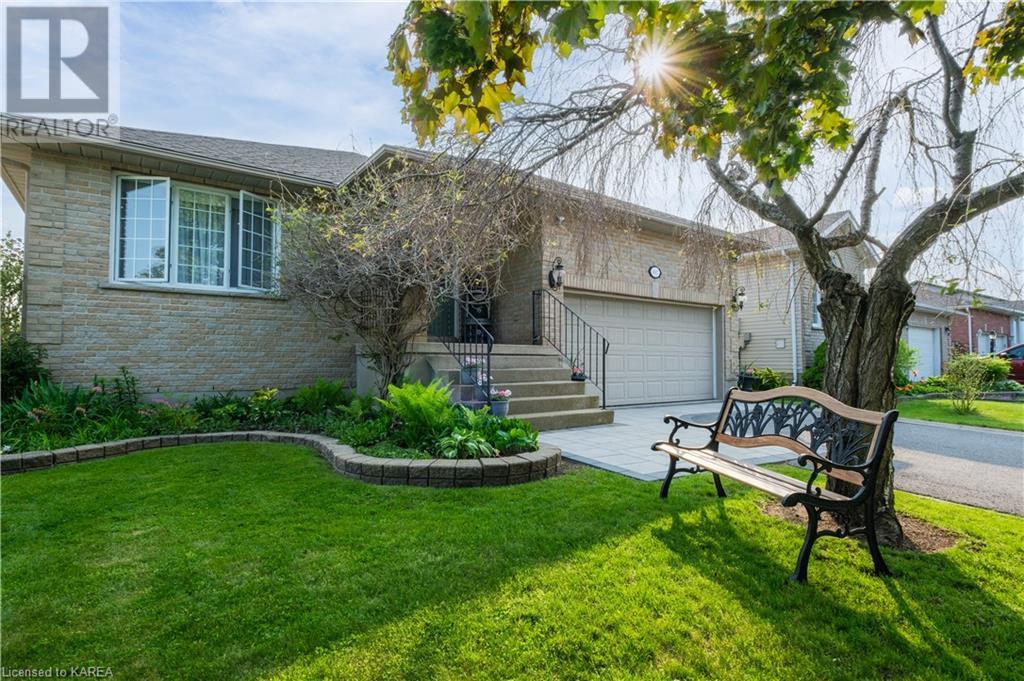 Listing 40426100 - Large Photo # 2