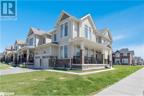 35 KIRBY Avenue, Collingwood