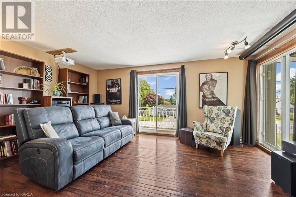 Listing 40426172 - Large Photo # 16