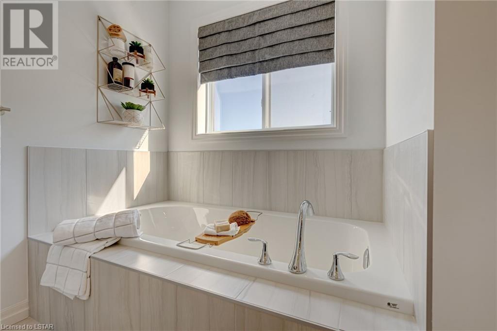 Listing 40426179 - Large Photo # 19