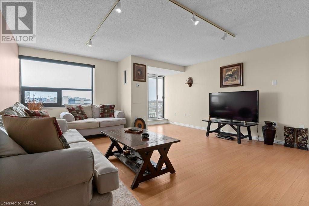Listing 40426268 - Large Photo # 11