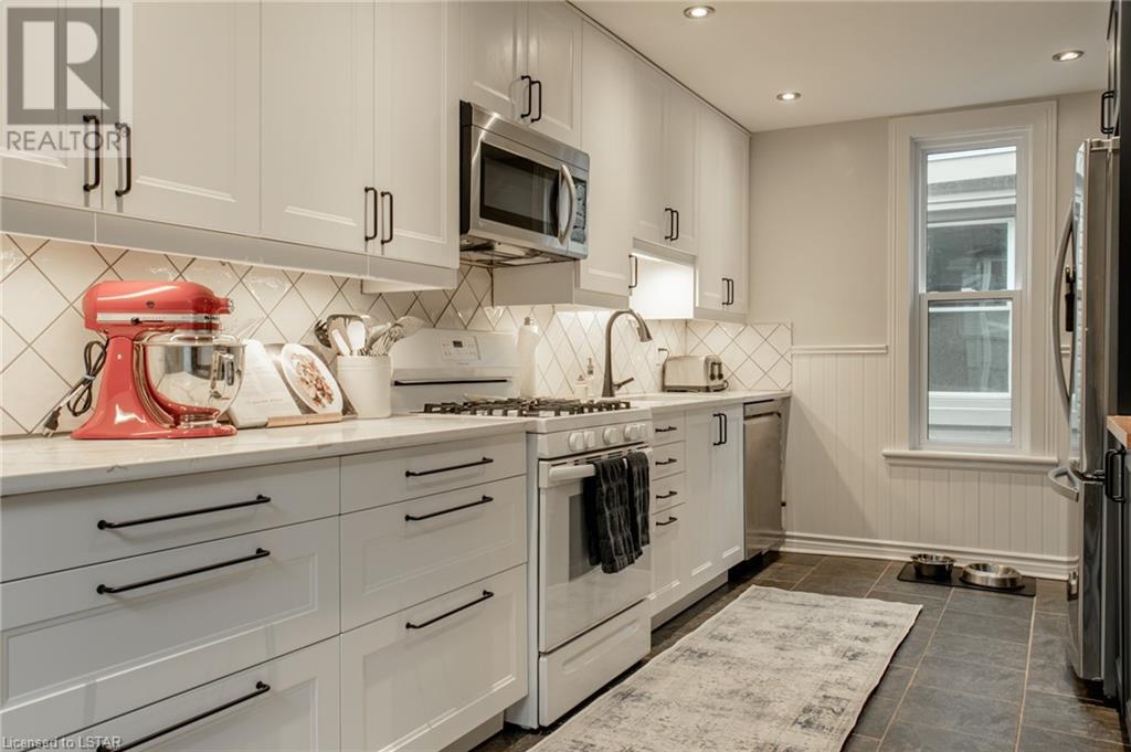 Listing 40426372 - Large Photo # 14