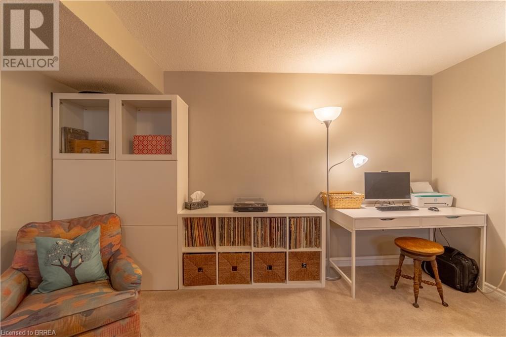 Listing 40426494 - Large Photo # 18