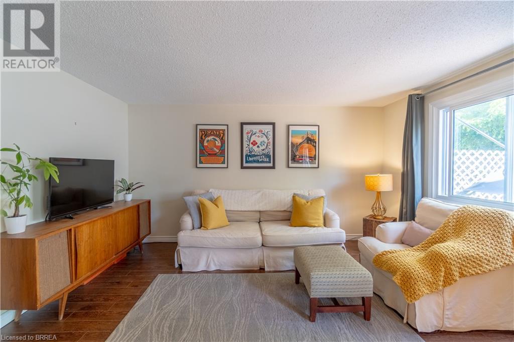 Listing 40426494 - Large Photo # 4