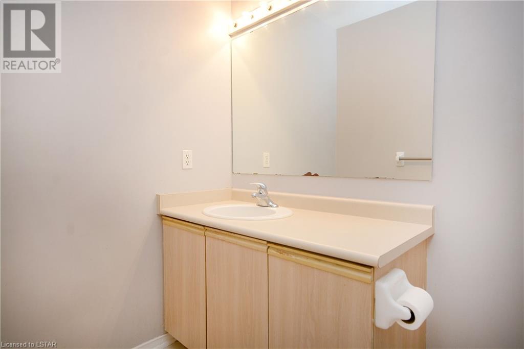 Listing 40426519 - Large Photo # 30