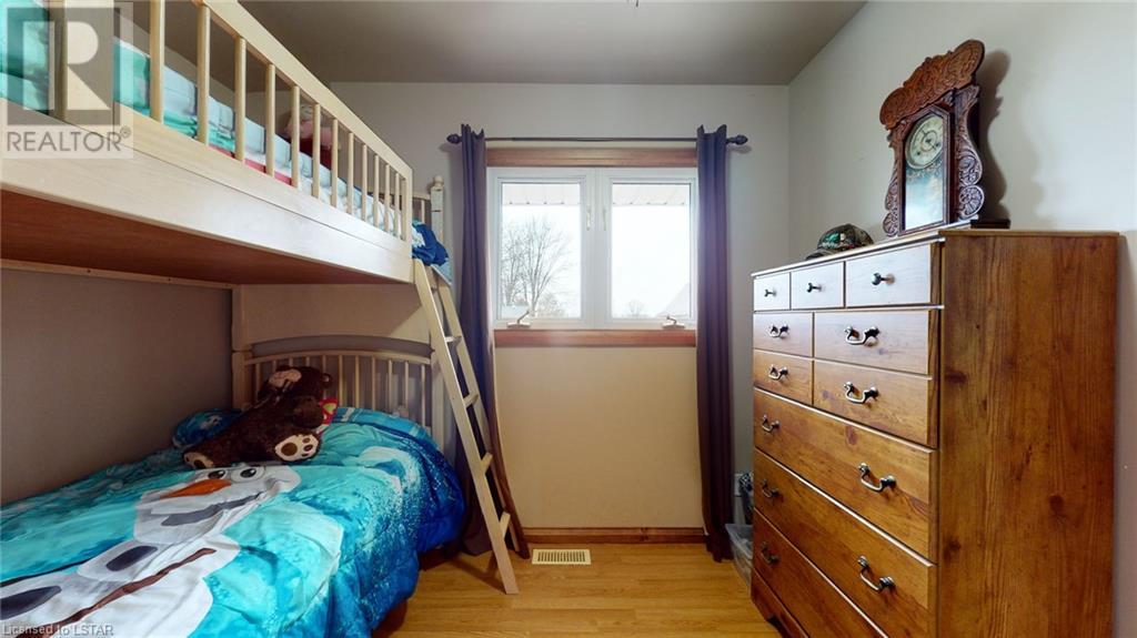 Listing 40426645 - Large Photo # 31