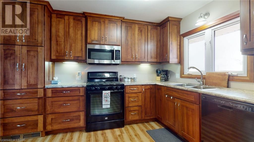 Listing 40426662 - Large Photo # 25