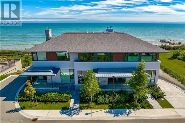 10 MAPLE GROVE Drive Unit# 8, Oakville
