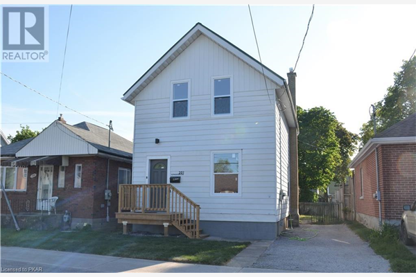 201 RUTHERFORD Avenue, Peterborough
