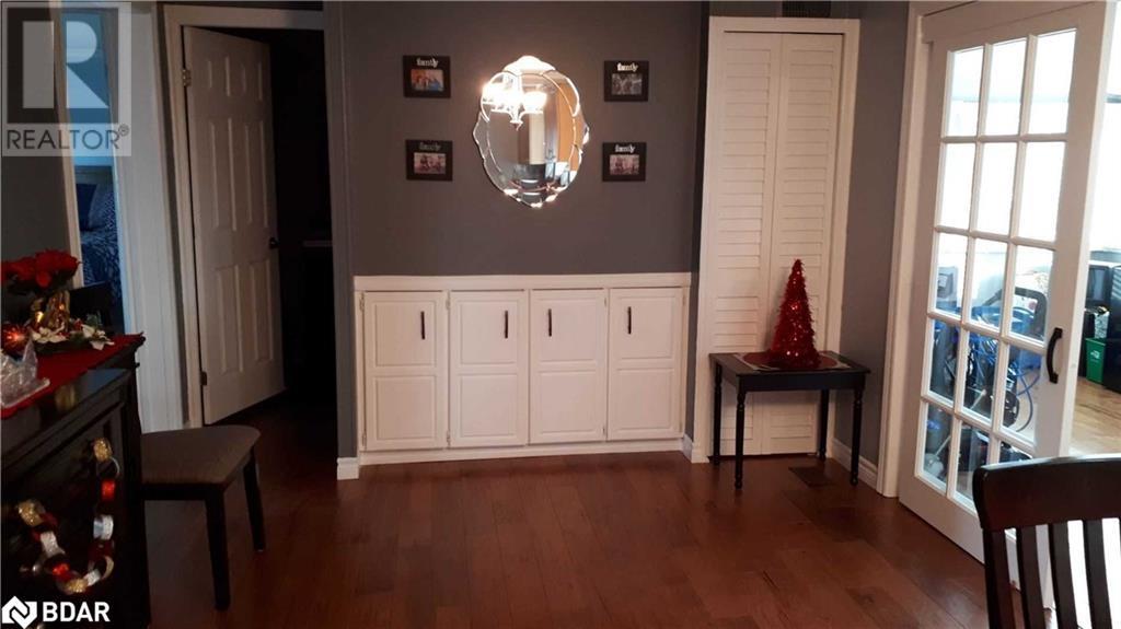 Listing 40427254 - Large Photo # 2