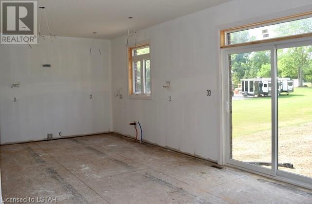 Listing 40428012 - Large Photo # 13