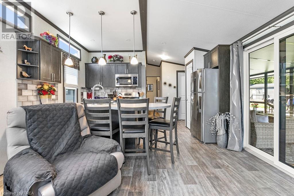 Listing 40428179 - Large Photo # 14