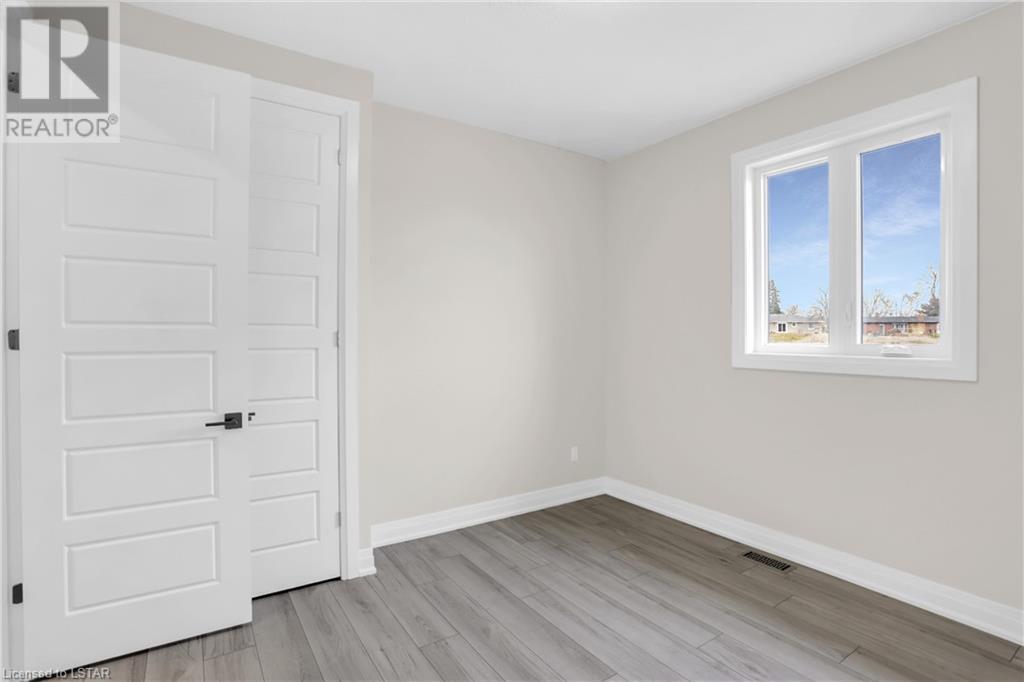 Listing 40428767 - Large Photo # 28