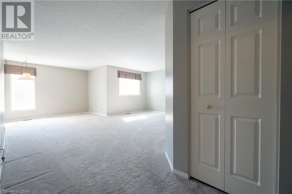 Listing 40429117 - Large Photo # 19