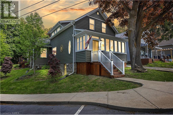 29 PEARL Street, Napanee